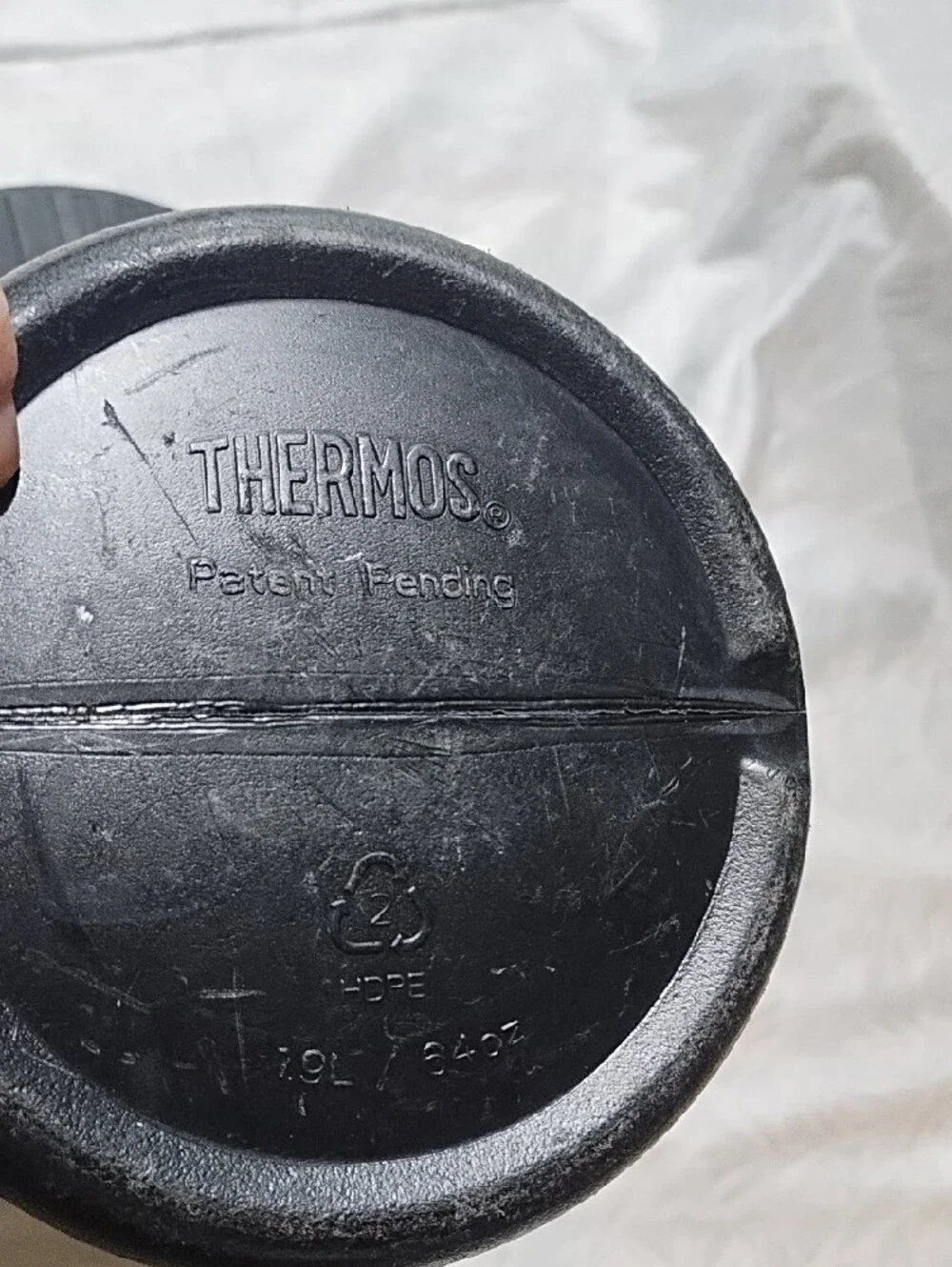 Under Armour Black and Gray Thermos In Great Condition 64 Oz.
